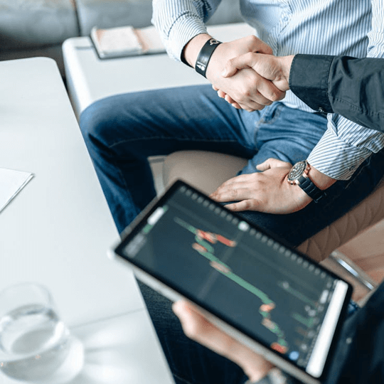 Striluxon - Team of Cryptocurrency Experts